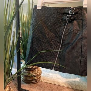 faux leather skirt, high waist, divided by h&m size 6